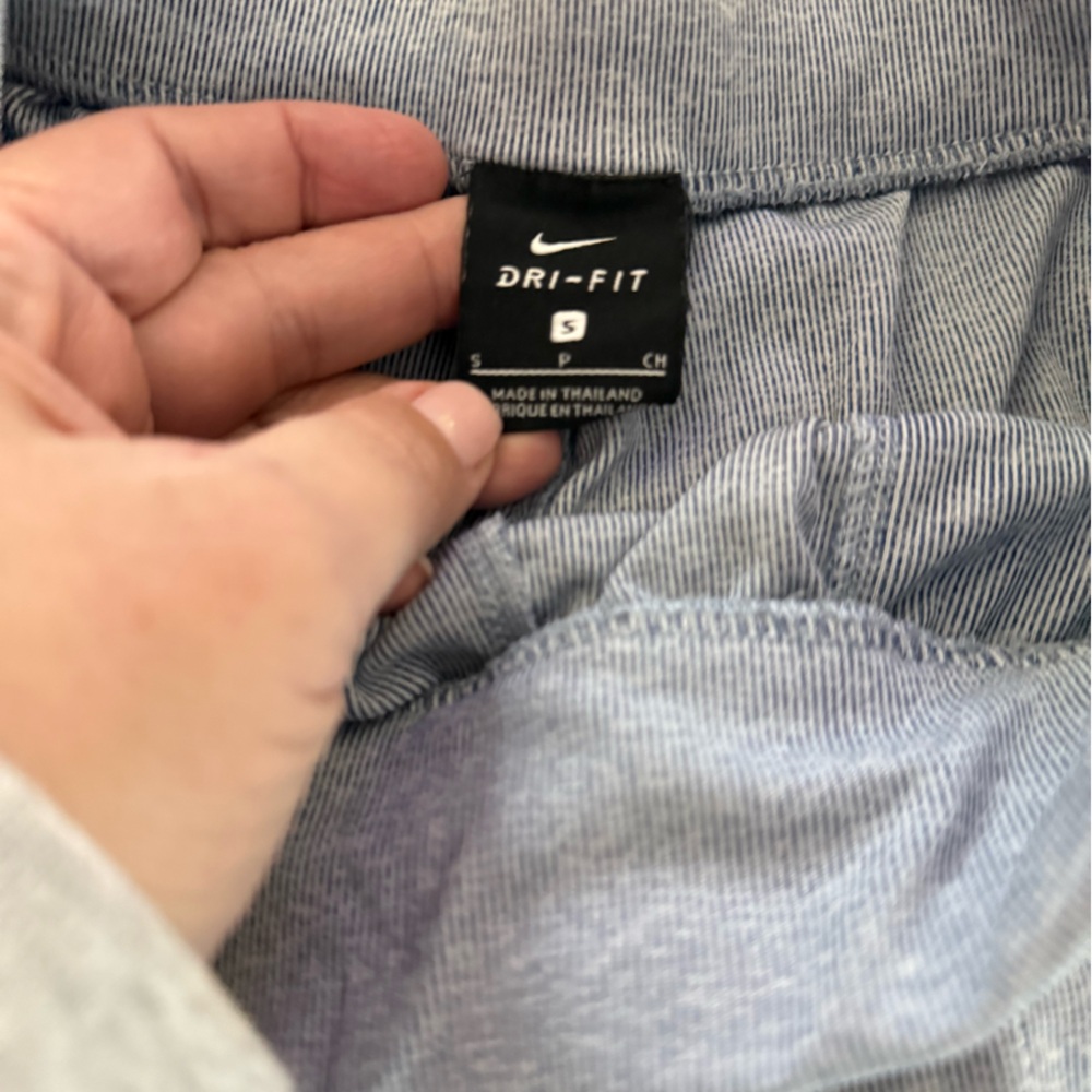 Nike Dri-FIT Light Blue Shorts - Picture 2 of 2